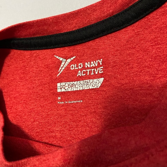 T-Shirt - Picture 2 of 4